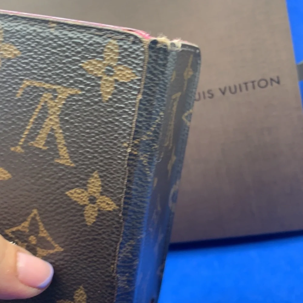 💜 Louis Vuitton monogram‎ iPhone case pink interior 3/5